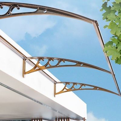 Folha de policarbonato Capela de janela à prova d'água Largura 1000 mm Bracket de cor preta