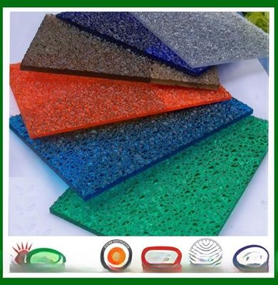 Solução de edifícios verdes Macrolux Policarbonato Compacto PC Chapas solares em relevo