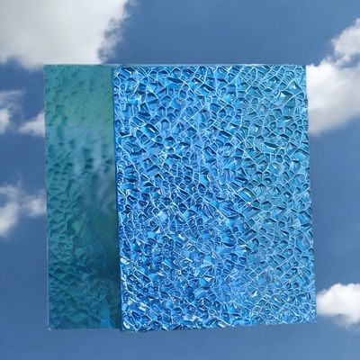 Bom preço. Anti-UV 250 X Resistência ao impacto do vidro Diamante em relevo folha de policarbonato 80% Transmissão da luz on-line