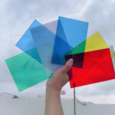 4 * 8 pés de cor sólida de policarbonato telhado azulejos telhado Material para luz natural e eficiência energética