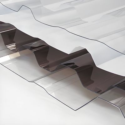Painel de telhado de policarbonato ondulado leve resistente aos raios UV durável para soluções de telhado residencial comercial