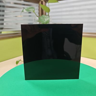 Folha sólida de policarbonato preto de 3 mm Solução definitiva para resistência a impactos e proteção UV
