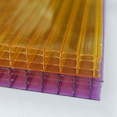 Bom preço. Proteção UV Eficiência energética Folha oca de policarbonato colorida de quatro camadas para claraboias e estufas on-line
