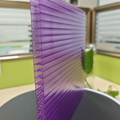 Folhas de telhado de policarbonato de 8 mm únicas roxas Estrutura de quatro camadas