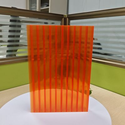 Folha oca de policarbonato laranja de 16 mm Alta resistência Isolamento térmico leve comprimentos personalizáveis