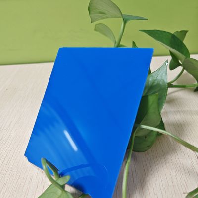 Folha sólida de policarbonato azul opaco para fácil manuseio e instalação