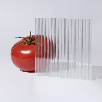 Bom preço. Telhado de folha oca de policarbonato transparente com proteção UV para uso residencial e comercial on-line