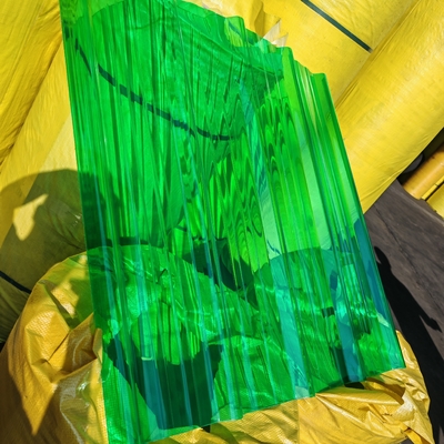 Folha de policarbonato de plástico verde com resistência ao tempo para você telhado e dossel