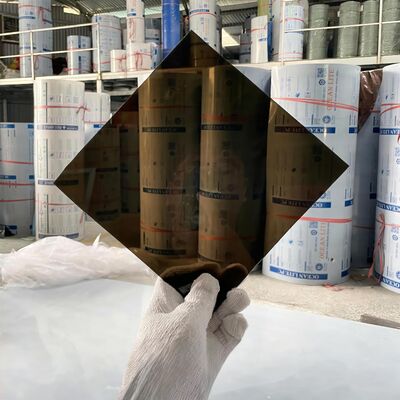Telhado de policarbonato de bronze leve resistente a intempéries ideal para fábricas armazéns e abrigos comerciais ao ar livre